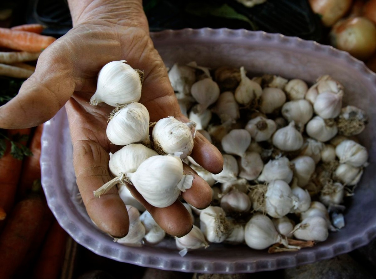 Afera czosnkowa. Polacy przemycają na potęgę