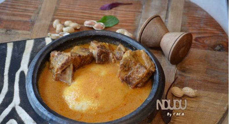 Yam 'fufu' and peanut butter soup (Ndudu by fafa)