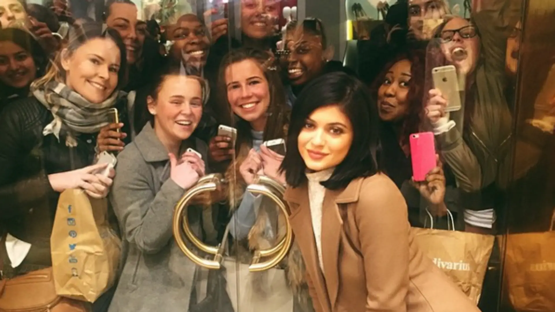 16 rzeczy, które Kylie Jenner może robić na Instagramie w przeciwieństwie do zwykłego człowieka