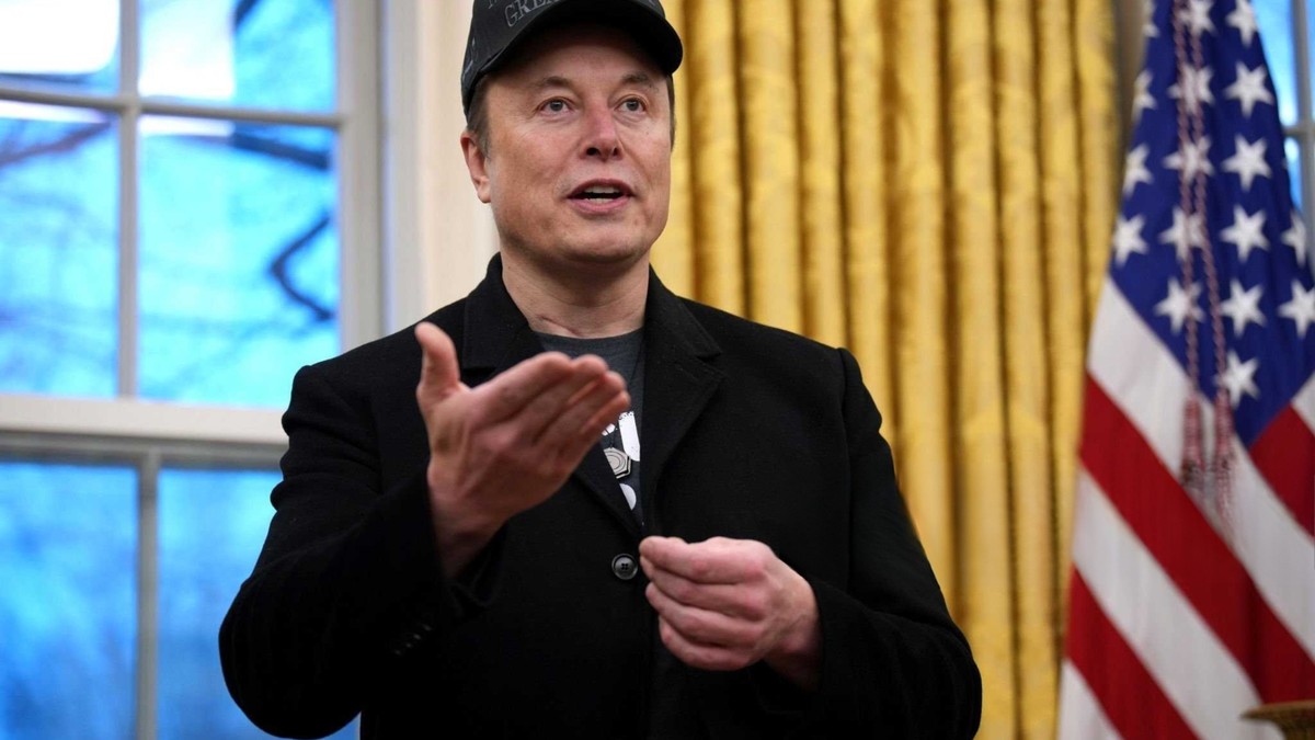 Administracja Trumpa ponownie zatrudnia setki pracowników federalnych zwolnionych przez DOGE