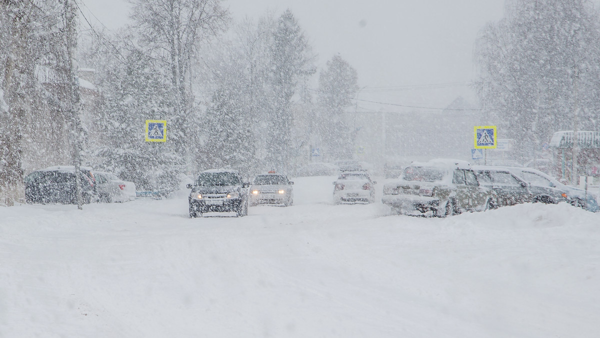 Burza śnieżna w Polsce. Jak i kiedy powstaje?