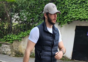 Kan Džinović