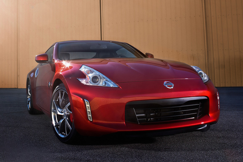 Nissan 370Z z nową twarzą