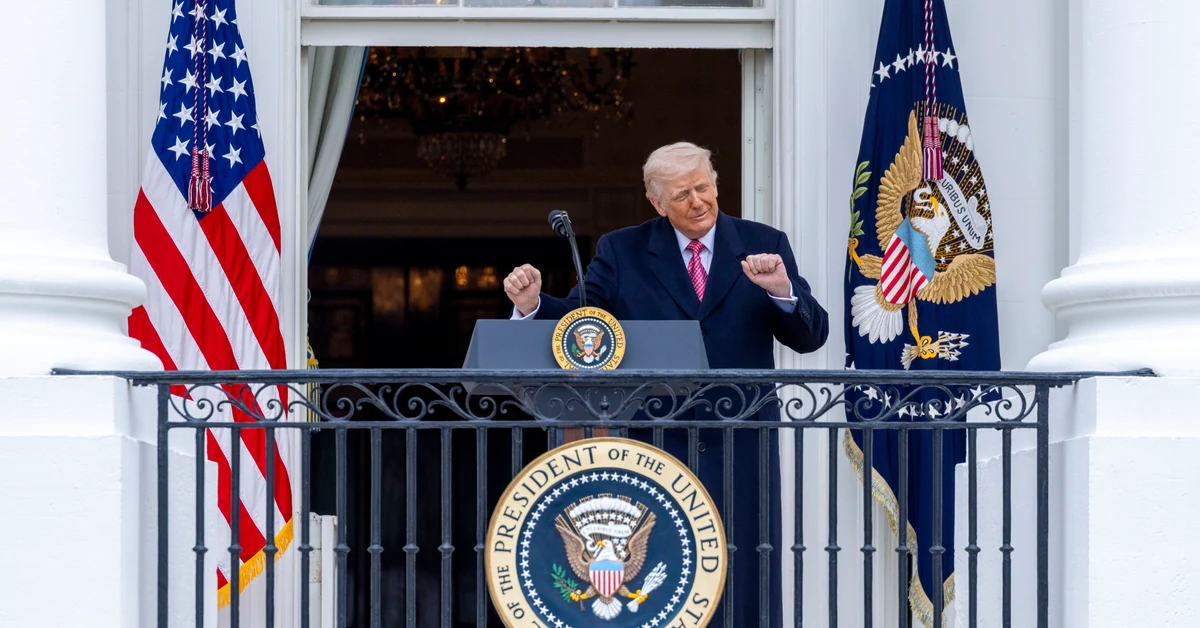 Niespójne deklaracje Trumpa ws. wojny z Iranem. Eksperci wskazują na brak strategii