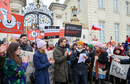 Protest młodych twórców pod ministerstwem kultury