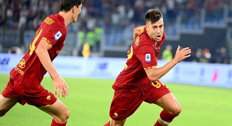 Stephan El Shaarawy celebrates scoring a last-gasp winner for Roma against Sassuolo Creator: Vincenzo PINTO