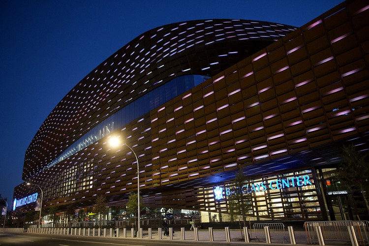 Pierwszym wydarzeniem, które odbyło się na Barclays Center był koncert Jay-Z.