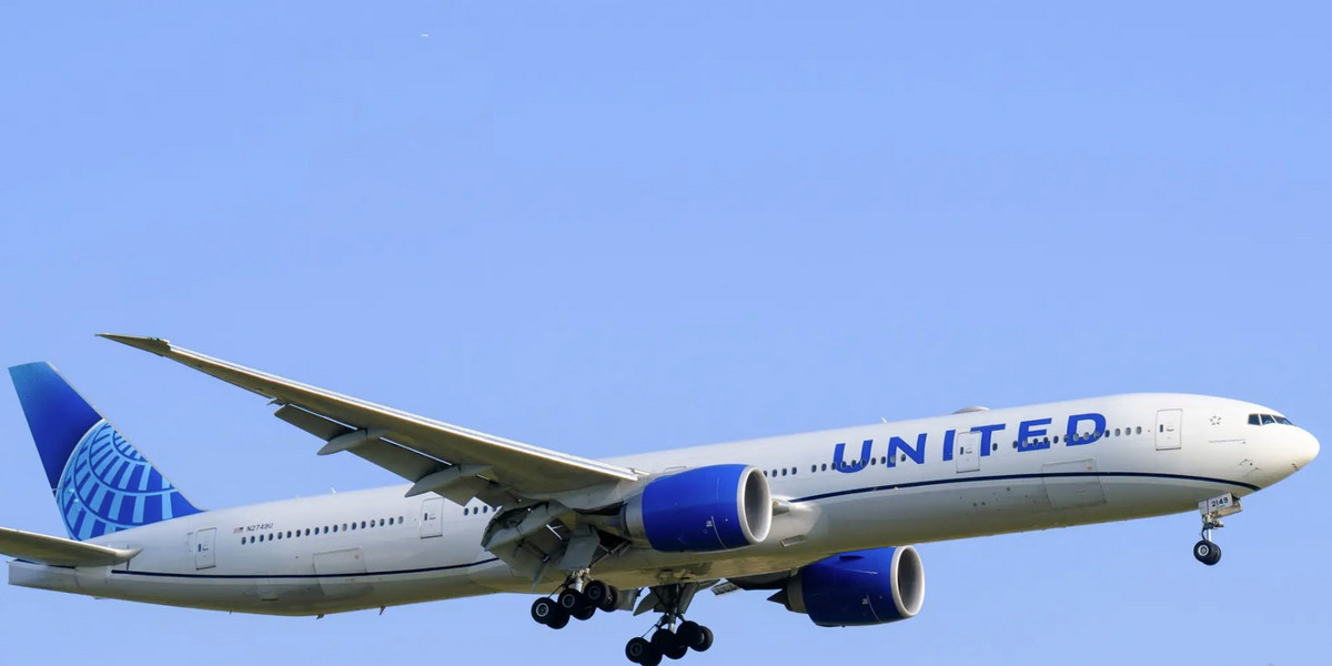 Pilot United Airlines przyszedł do pracy pod wpływem alkoholu