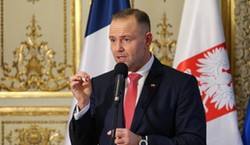 Nowy bonus dla kobiet na biurku prezydenta Nawrockiego. Imponująca kwota