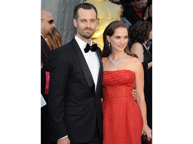 Natalie Portman i Benjamin Millepied. Natalie Portman, Czarny łabędź tym razem w czerwieni