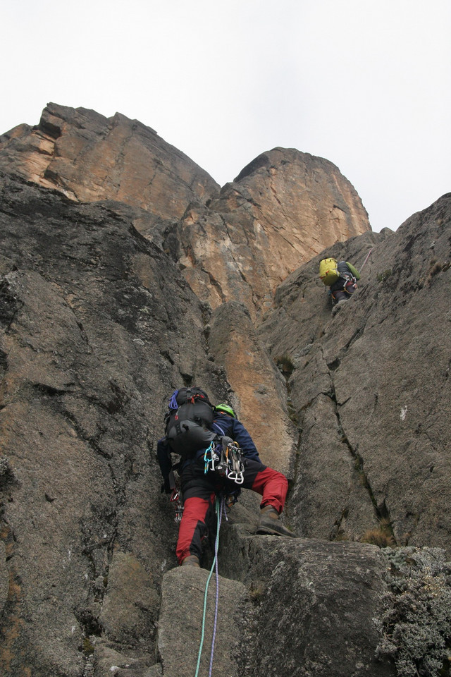 Mount Kenya - wspinaczka na równiku