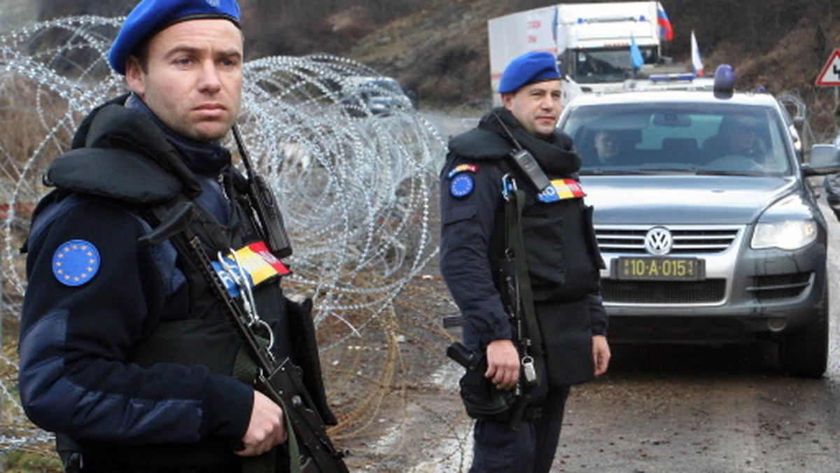 Unia Europejska ogłosiła we wtorek, że przedłuża o dwa lata, do połowy czerwca 2014 roku, policyjno-prawną misję Eulex w Kosowie i wydzieliła na ten cel 111 mln euro.