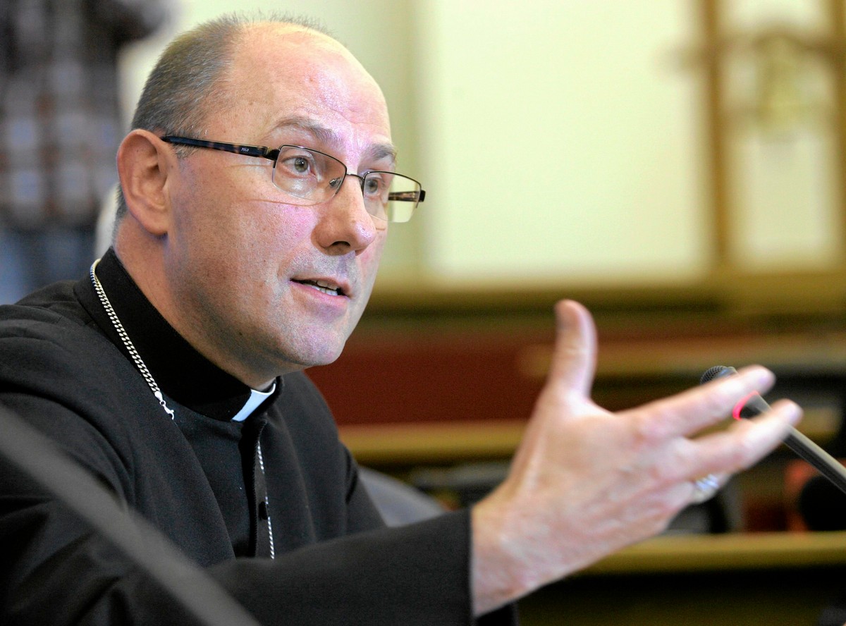 Biskup Wojciech Polak