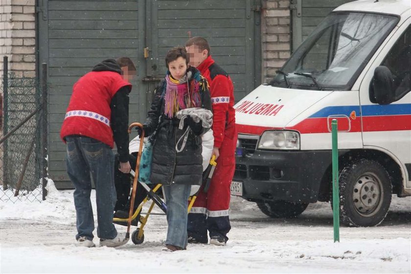 Łapicki jeździ na plan karetką. Mistrzu! Nie pracuj aż tyle! 