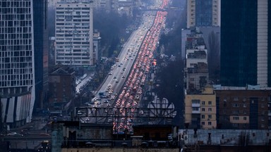 Matka z dzieckiem na ręku kontra mężczyzna w sile wieku. Kto wygra w samoewakuacji? [WYWIAD]