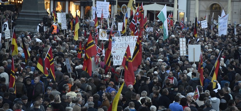 Kolejne ataki na ośrodki dla imigrantów. "Hańba dla Niemiec"