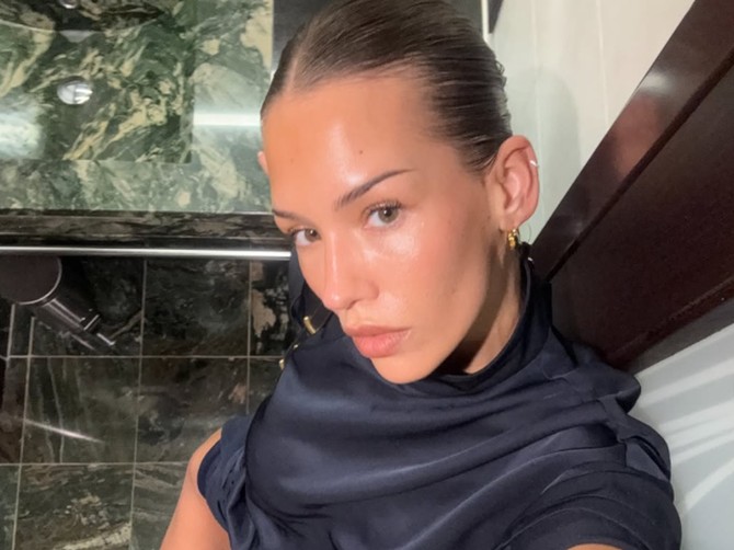 Ravne obrve su novi viralni beauty trend: Mnogi tvrde da lice izgleda mlađe i zategnutije