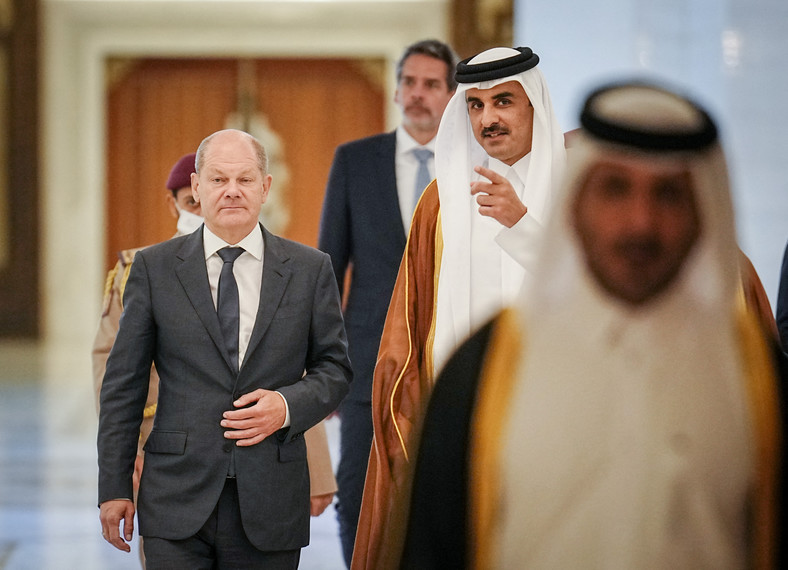 Kanclerz Niemiec Olaf Scholz i emir Kataru Tamim bin Hamad Al Thani, Doha, Katar, 25 września 2022 r.