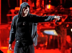 Eminem nie może boksować, więc nagrywa