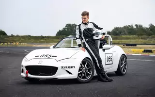 Jechałem w pierwszym w historii wyścigu Mazda MX-5 Cup Poland