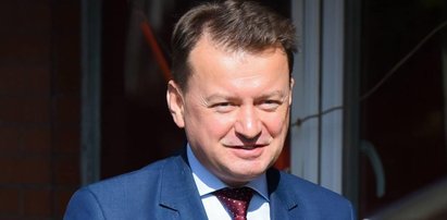 Minister Błaszczak funduje luksusy dla swojego dworu