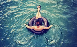 Nieaktualne standardy bezpieczeństwa, przestarzały sprzęt - oto realia polskich kąpielisk