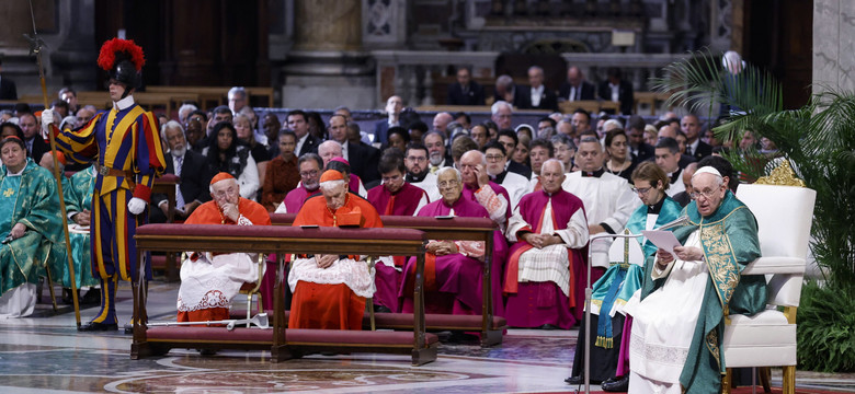 Papież Franciszek przestrzegł kardynałów. "Nazywają nas eminencjami"