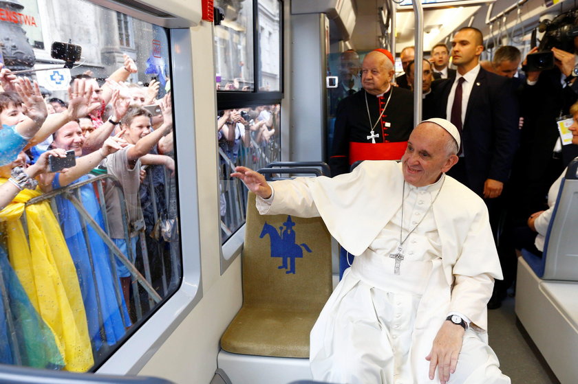 Papież w tramwaju