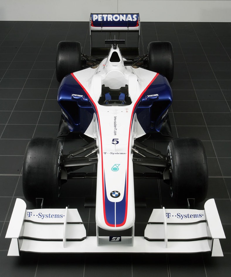Formuła 1: Robert Kubica sprawdził nowy bolid BMW Sauber - F1.09 ...