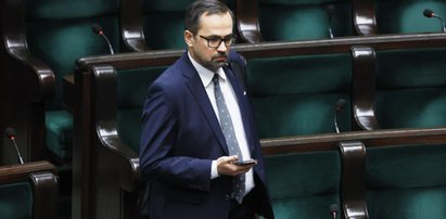 Tak się bawił w Sejmie znudzony poseł PiS. "On jest w przedszkolu"