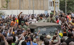 Zbuntowani żołnierze pojmali prezydenta i premiera Mali