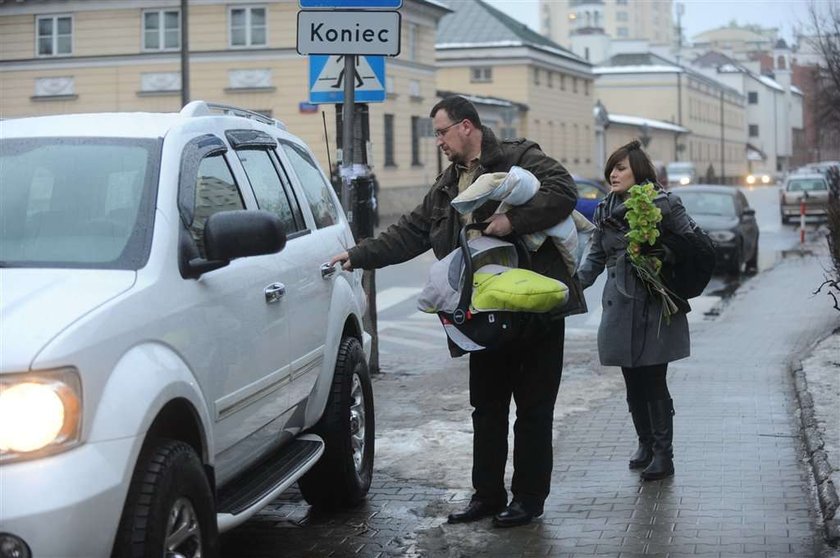 Córeczka Gawryluk już jest w domu