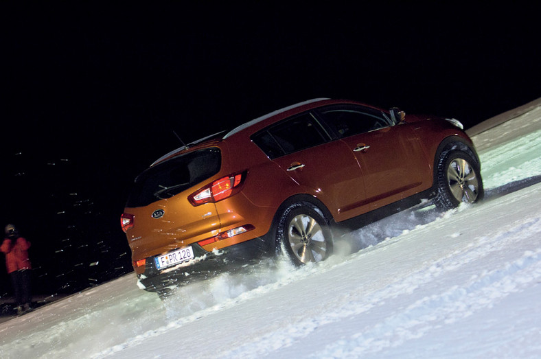 Wielki test zimowy: sprawdziliśmy które auto jest najlepsze na śniegu