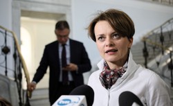 Emilewicz: Nie ma podstaw do rezygnacji z zakazu handlu. Polacy przyzwyczaili się do trzeciej niehandlowej niedzieli