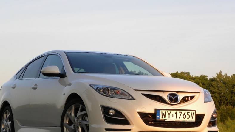 Mazda 6 czy jeździ tak dobrze, jak wygląda?