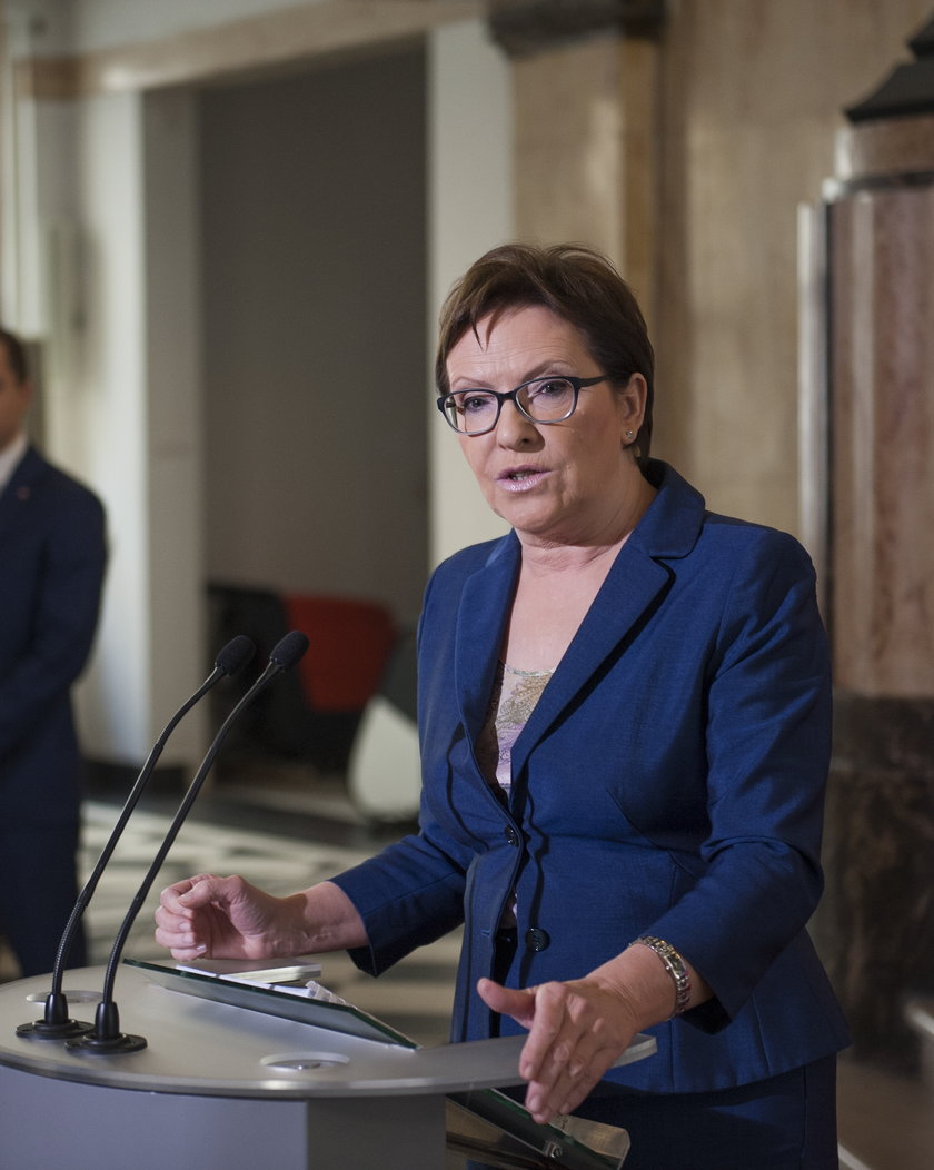 Ewa Kopacz prosi Dudę o Radę Gabinetową