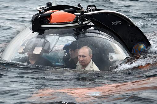 Władimir Putin w batyskafie, 2015 r.
