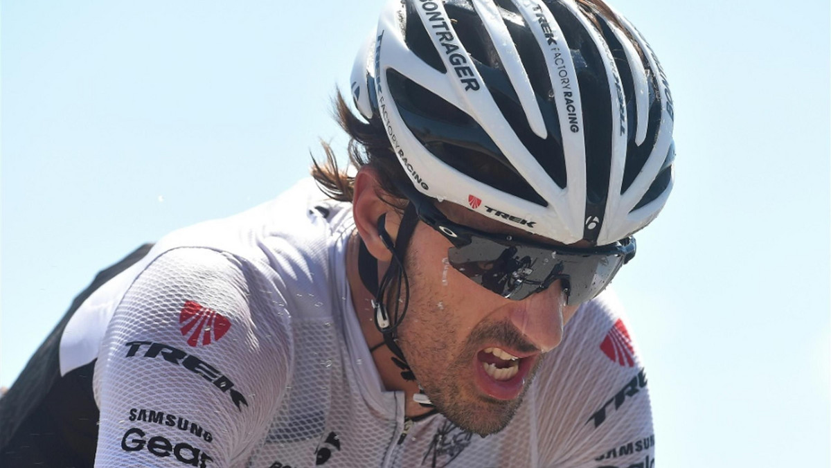 Dzień przed rozpoczęciem Giro d'Italia Fabian Cancellara (Trek-Segafredo) zmaga się z grypą żołądkową. Pech jest tym większy, że to właśnie Szwajcar był jednym z kandydatów do zwycięstwa na pierwszym etapie - indywidualnej jeździe na czas w Apeldoorn na dystansie 9,8 km. Spartakus podkreśla jednak, że nie wycofa się z wyścigu.