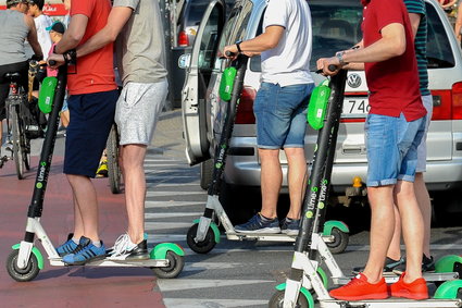 Hulajnoga elektryczna pojedzie maksymalnie 25 km/h. Jest projekt ustawy