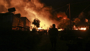 Pożar w obozie dla uchodźców na wyspie Lesbos [ZDJĘCIA]