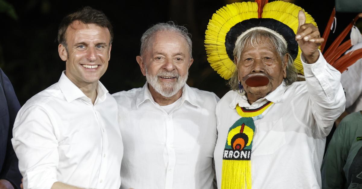 Un milliard d’euros pour l’Amazonie.  Annonce des présidents de la France et du Brésil