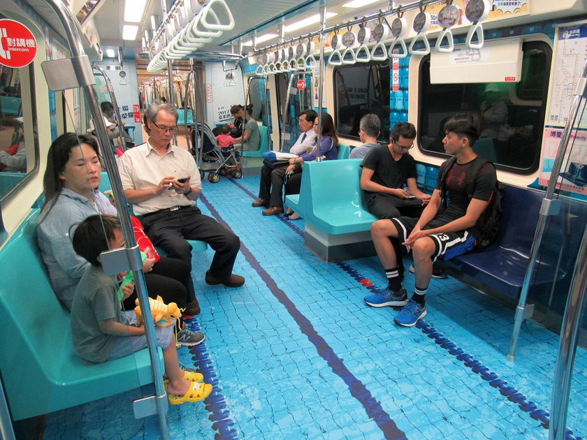 Basen w metrze? Wielka impreza w Tajwanie