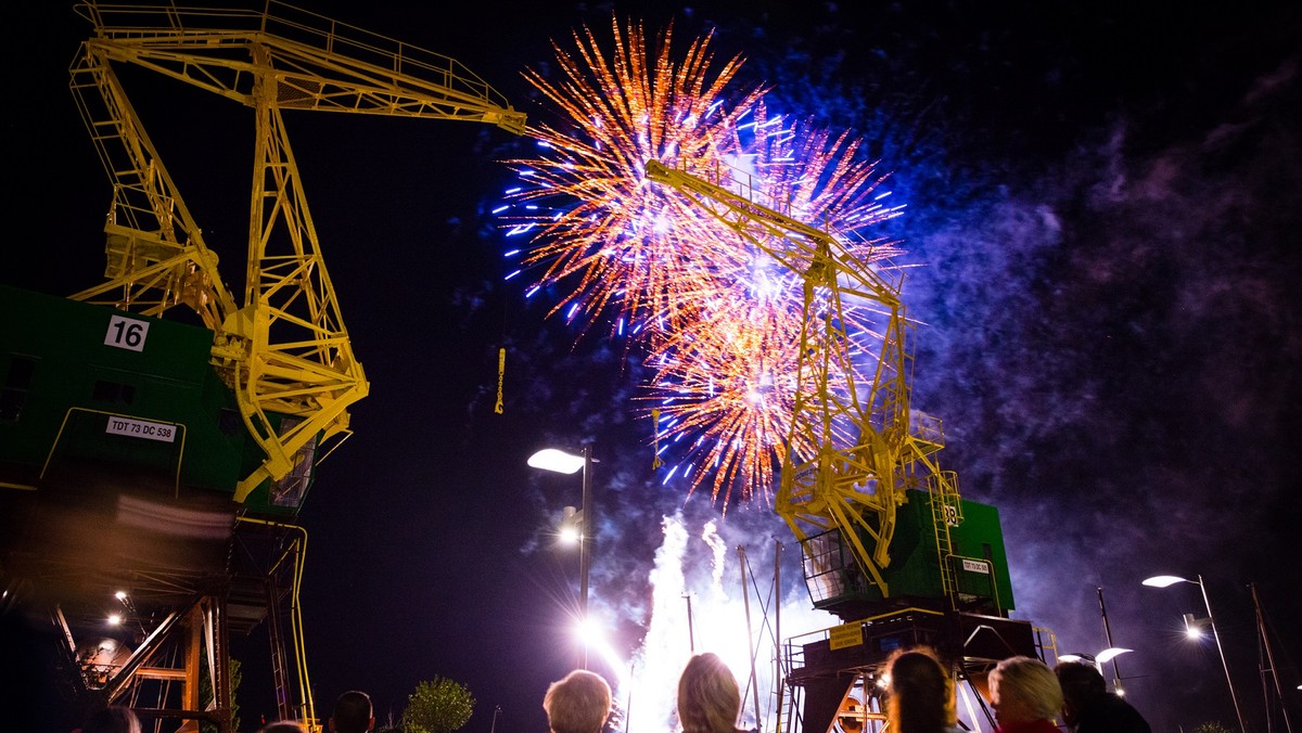 Dokładnie za miesiąc, 9 sierpnia wystartuje tegoroczna edycja Festiwalu Ogni Sztucznych Piromagic. Do Szczecina ekipy z Francji, Czech i Malezji, a niebo nad Szczecinem przez dwa dni będą rozświetlać fajerwerki.