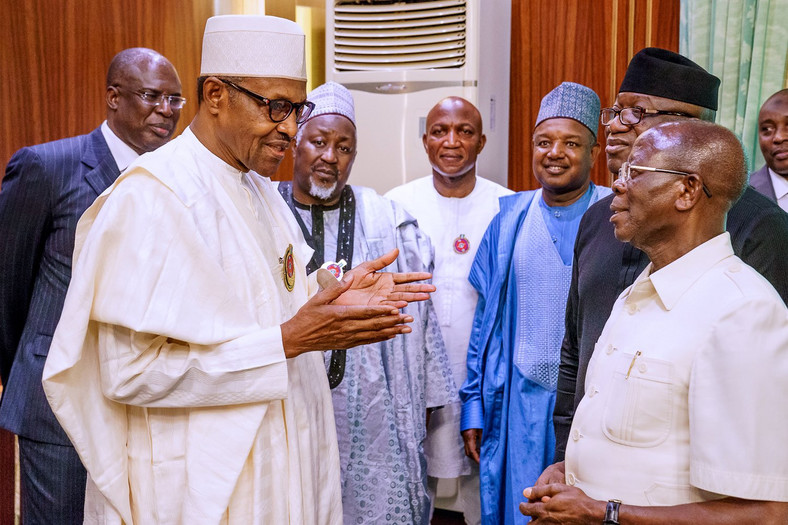 In the photo: The Minister of State for Petroleum Resources, Mr Timipre Sylva, governor Atiku Bagudu of Kebbi state, Mohammed Badaru of Jigawa state, Bayelsa governor-elect, David Lyon, President Muhammadu Buhari, APC National Chairman, Adams Oshiomhole and Governor Kayode Fayemi of Ekiti state. [Twitter/@BashirAhmaad]