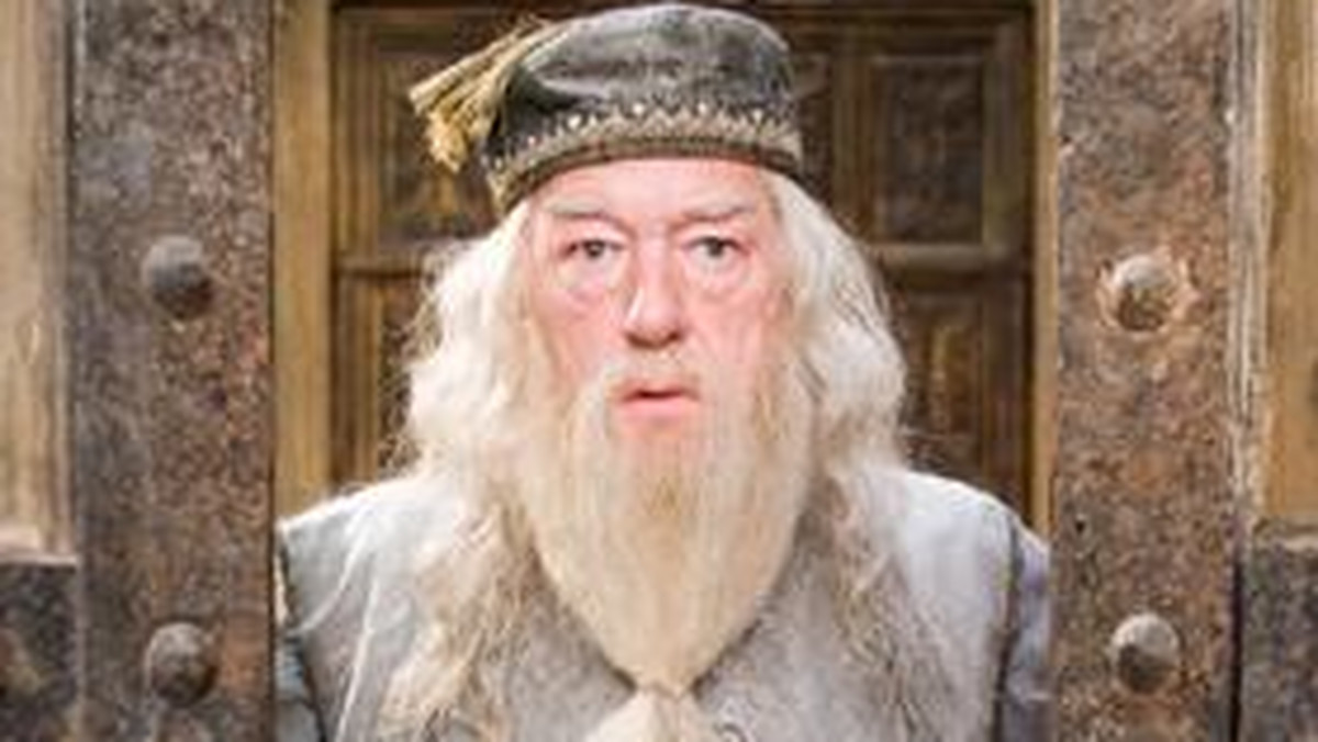 Brytyjski aktor Michael Gambon otrzymał honorowy tytuł naukowy angielskiego uniwersytetu hrabstwa Kent.