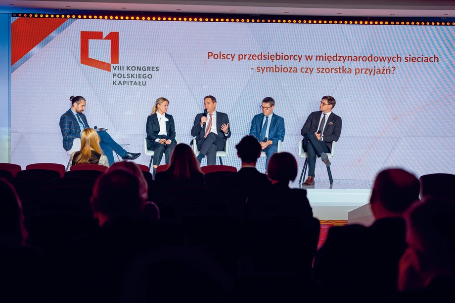 O współpracy polskich producentów z międzynarodowymi sieciami dyskutowali (od lewej): Jan Bolanowski („Forbes” Polska),Małgorzata Bobrowska-Jarząbek (Resource Partners), Paweł Nowakowski (Freezco), Maciej Majewski (Stowarzyszenie Sady Grójeckie) oraz Aleksander Psztur (Cruz Group).