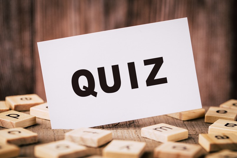 Quiz ortografia ortograficzny Quiz,Concept,With,Old,Wooden,Background.