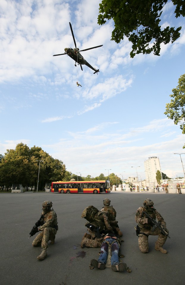 WARSZAWA SZCZYT NATO STADION PGE NARODOWY PRZYGOTOWANIA (funkcjonariusze GROM)