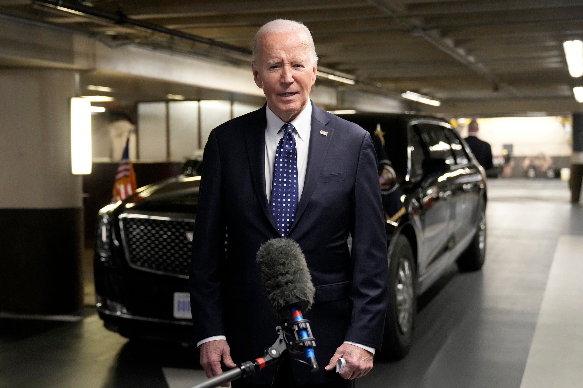 Na snímke americký prezident Joe Biden hovorí o stretnutí s vdovou po ruskom opozičnom politikovi Alexejovi Navaľnom.
