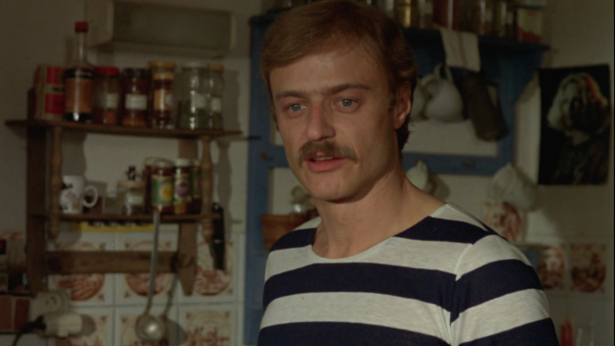 Český herec Pavel Nový vo filme S tebou mě baví svět.